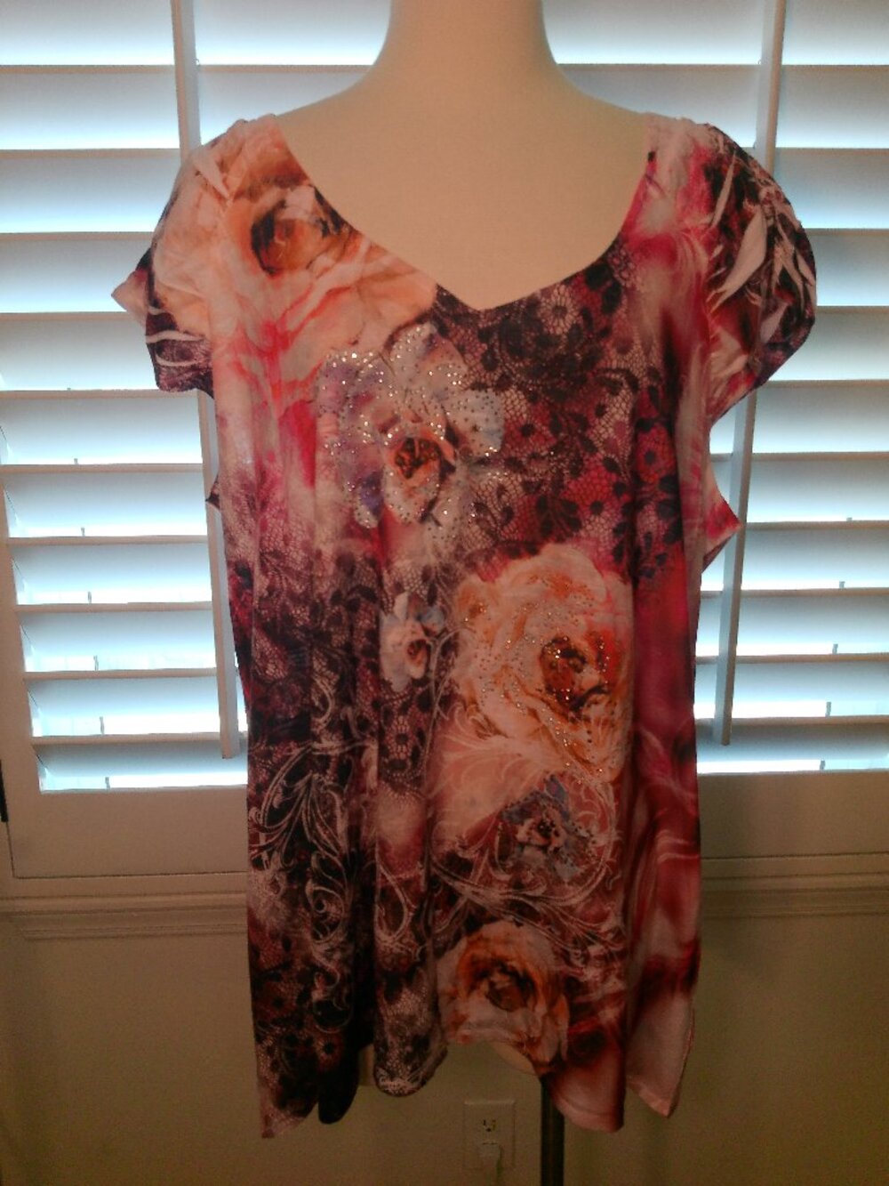 Blouse Womens Multicolor Floral V Neck Short Sleeve B.L.U.E. Size 3X